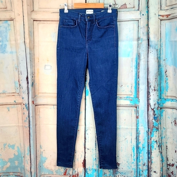 Frayed High Rise Skinny Jeans - Picture 2 of 10